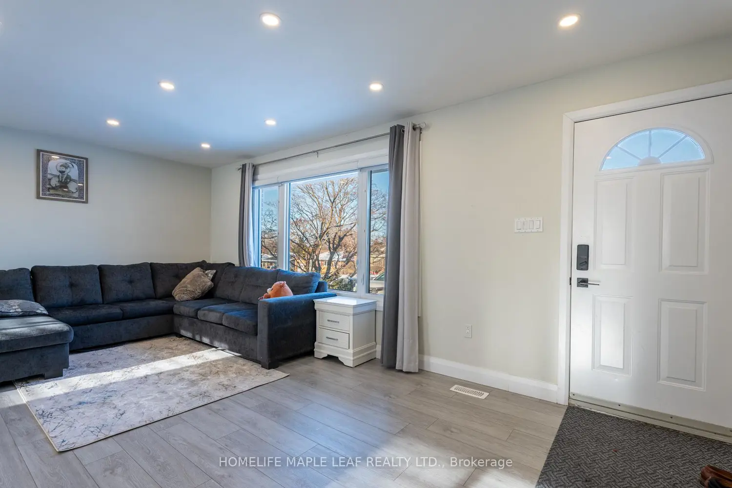 Additional image 4 of 936 Alice Street