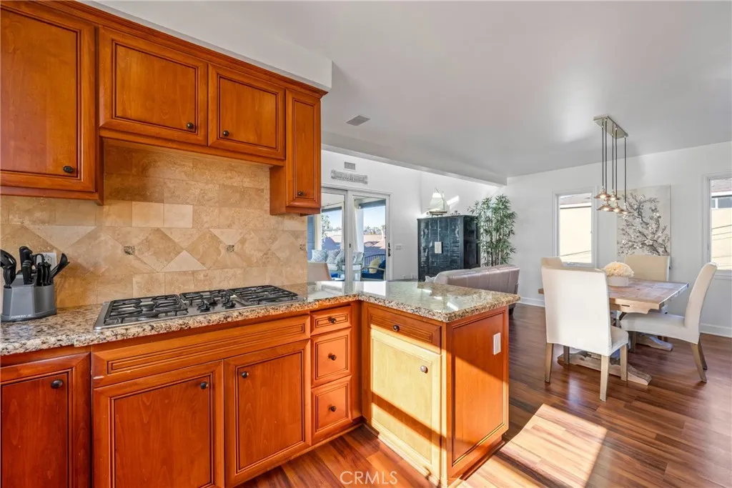 Additional image 8 of 426 Narcissus Ave Unit 2, Corona Del Mar, CA 92625