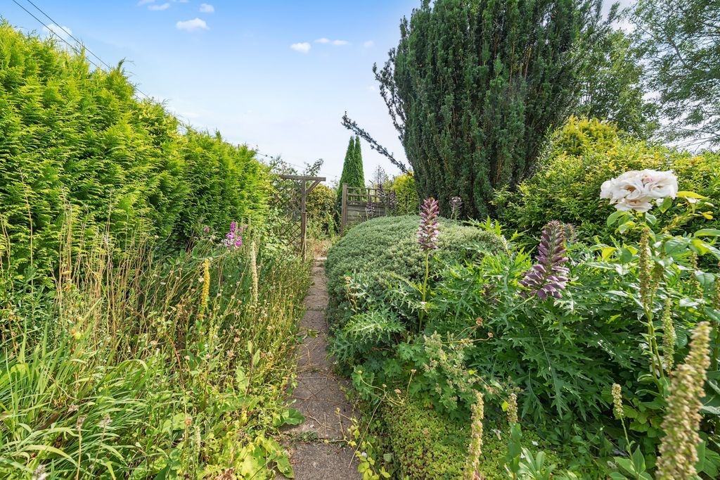 Additional image 2 of 2 bed terraced house for saleJarvis Street, Pewsey SN9