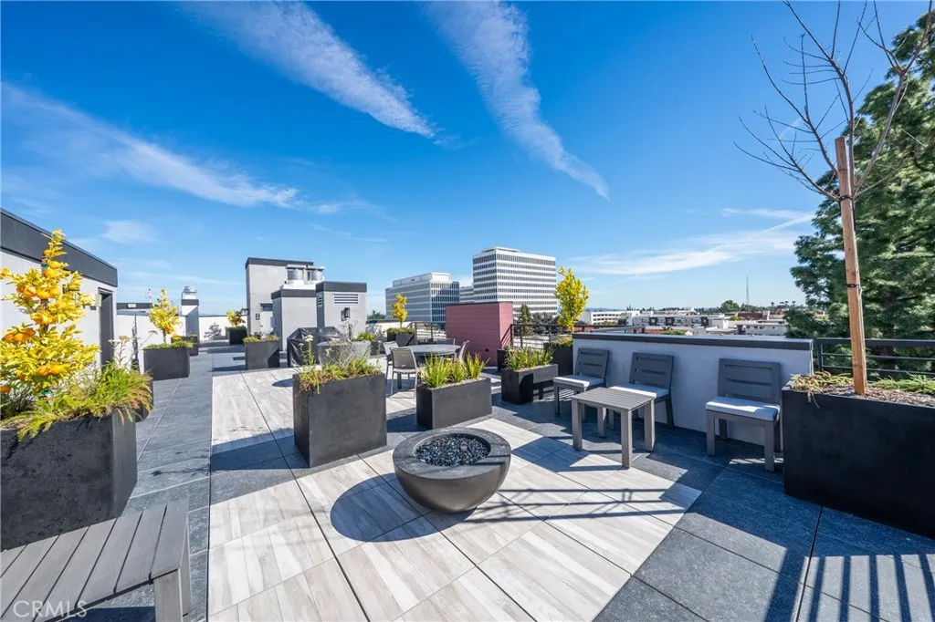 Additional image 45 of 150 S Oak Knoll Avenue Unit 105, Pasadena, CA 91101