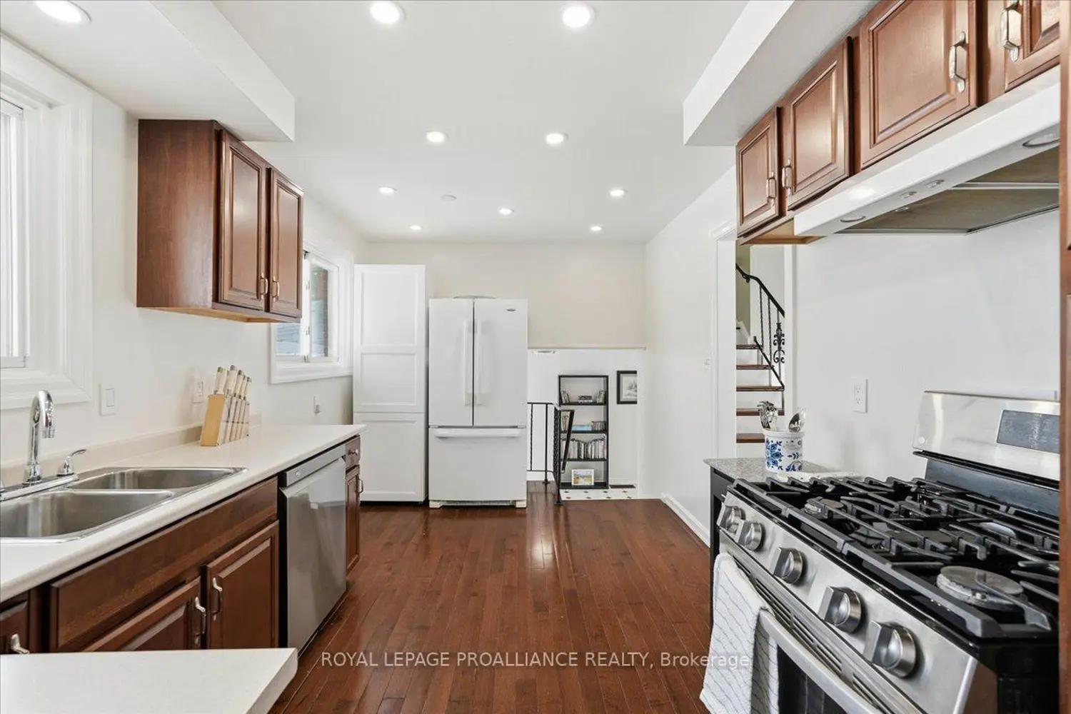 Additional image 12 of 15 Thorncliffe Drive