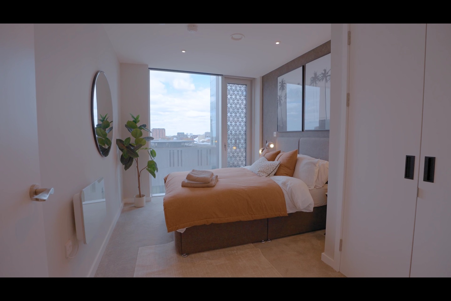 Additional image 3 of 2 Bed Flat, Great Bridgewater Street, M1, N1 7GU