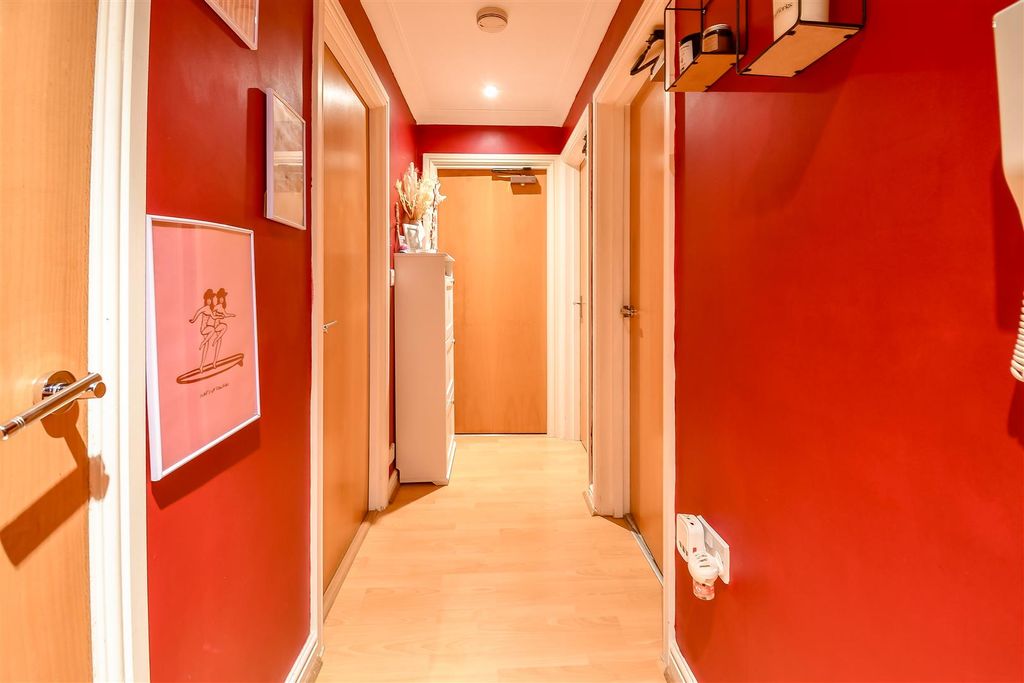 Additional image 15 of 2 bed flat for saleHeol Cilffrydd, Barry CF63