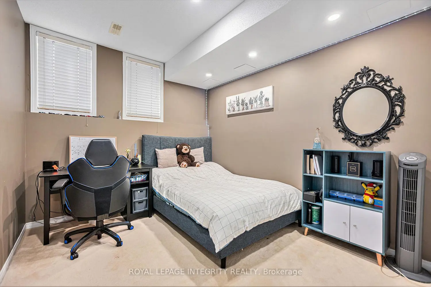 Additional image 16 of 1512 Walkley Road 42