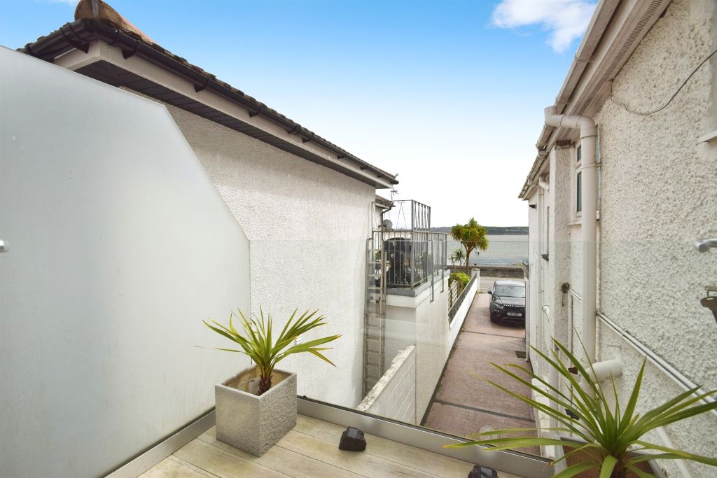 Additional image 5 of 2 bed flat for saleBeach Road, Porthcawl CF36