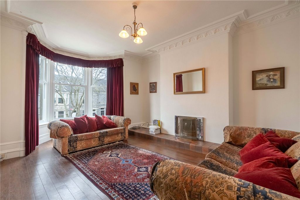 Additional image 2 of 4 bed flat for sale17 Hammersmith Road, Aberdeen AB10
