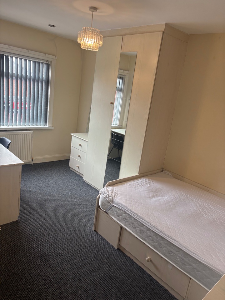 Additional image 10 of Room in a Shared House, Mayville Avenue, LS6, N1 7GU