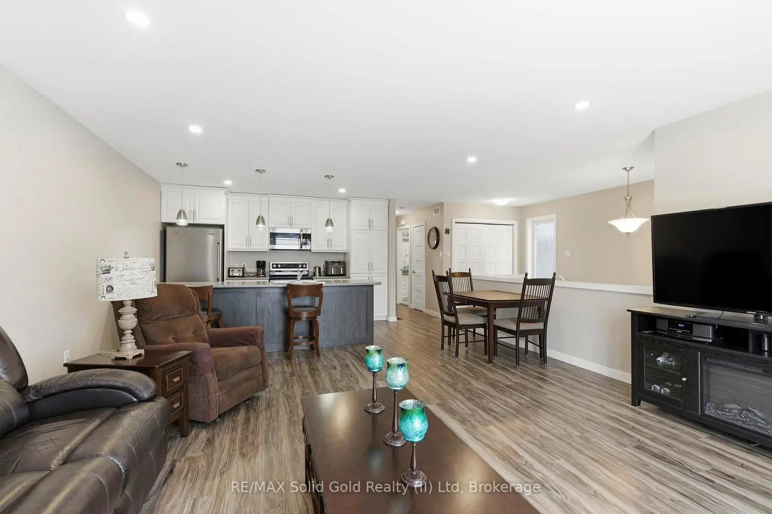 Additional image 6 of 242 Glen Nora Drive