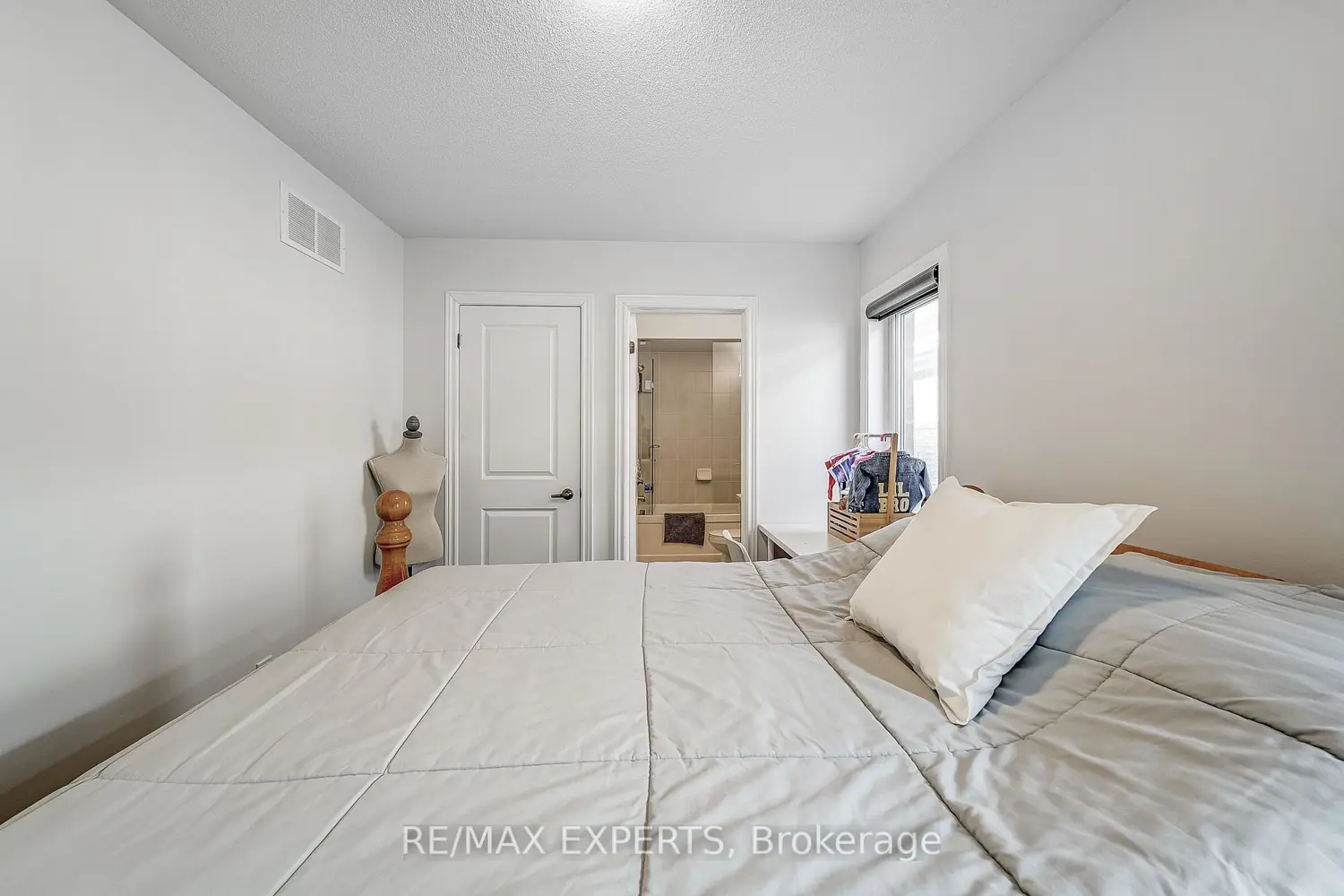 Additional image 12 of 60 Humbershed Crescent