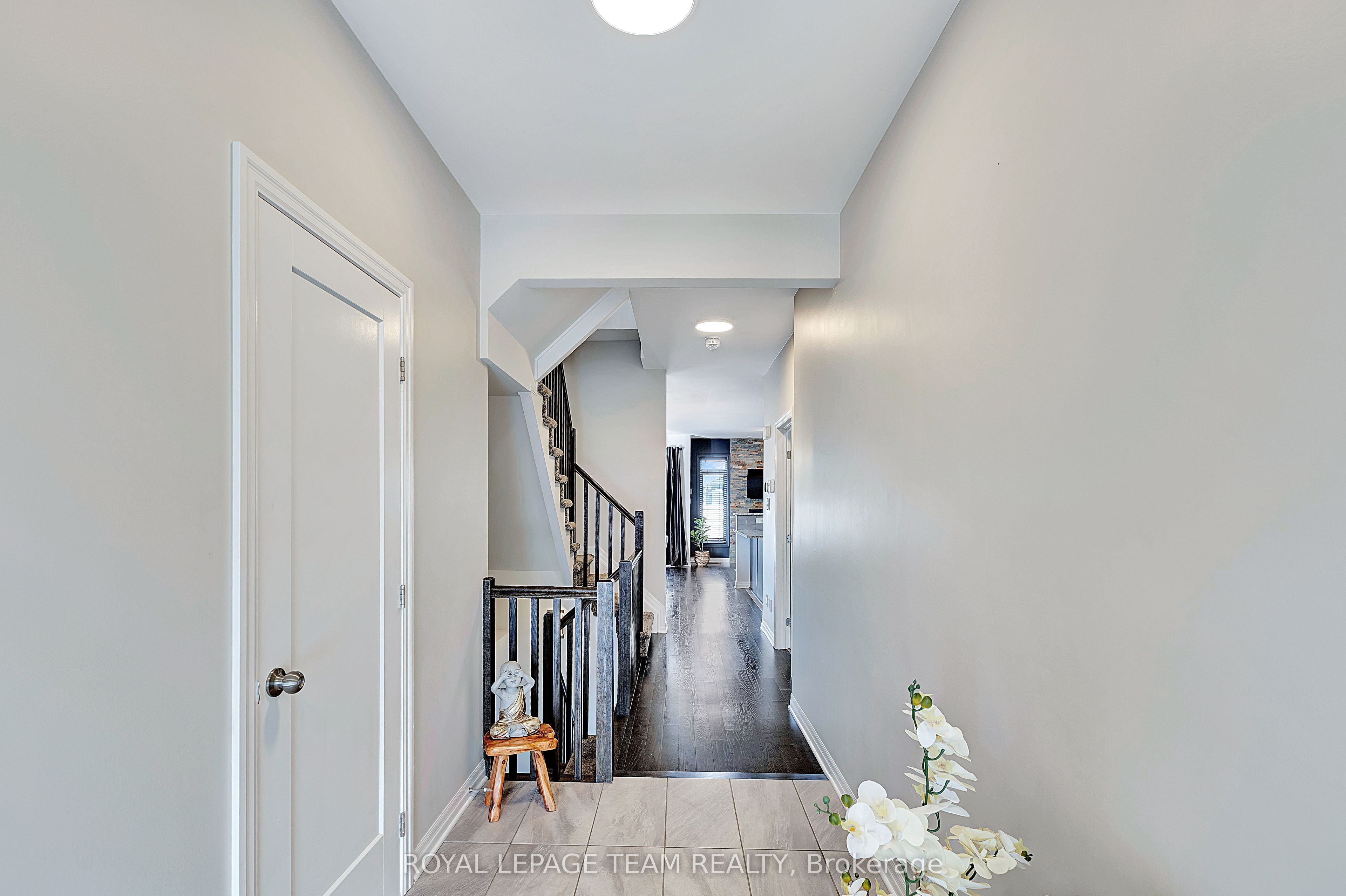 Additional image 2 of 258 Gossamer Street, Ottawa, ON, K1W 0B2