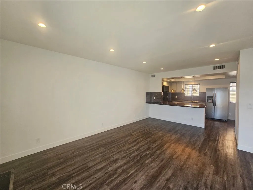 Additional image 34 of 15125 Nordhoff St, North Hills, CA 91343