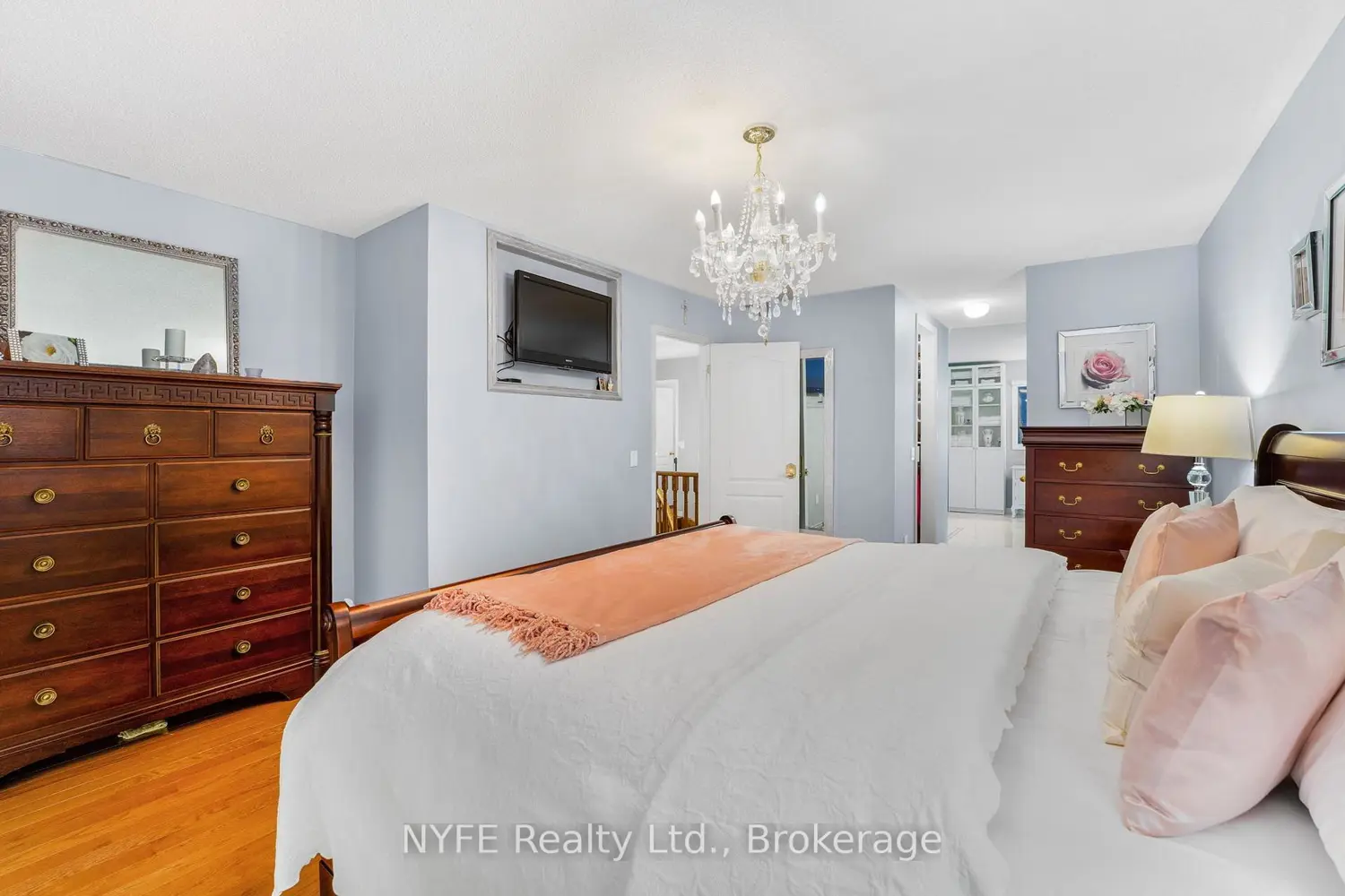 Additional image 6 of 690 Peter Robertson Boulevard