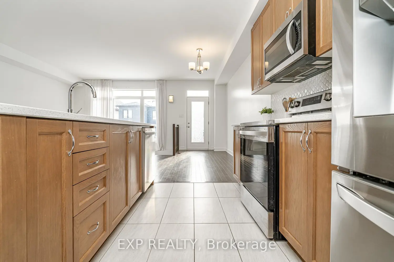 Additional image 6 of 914 Alvarez Lane