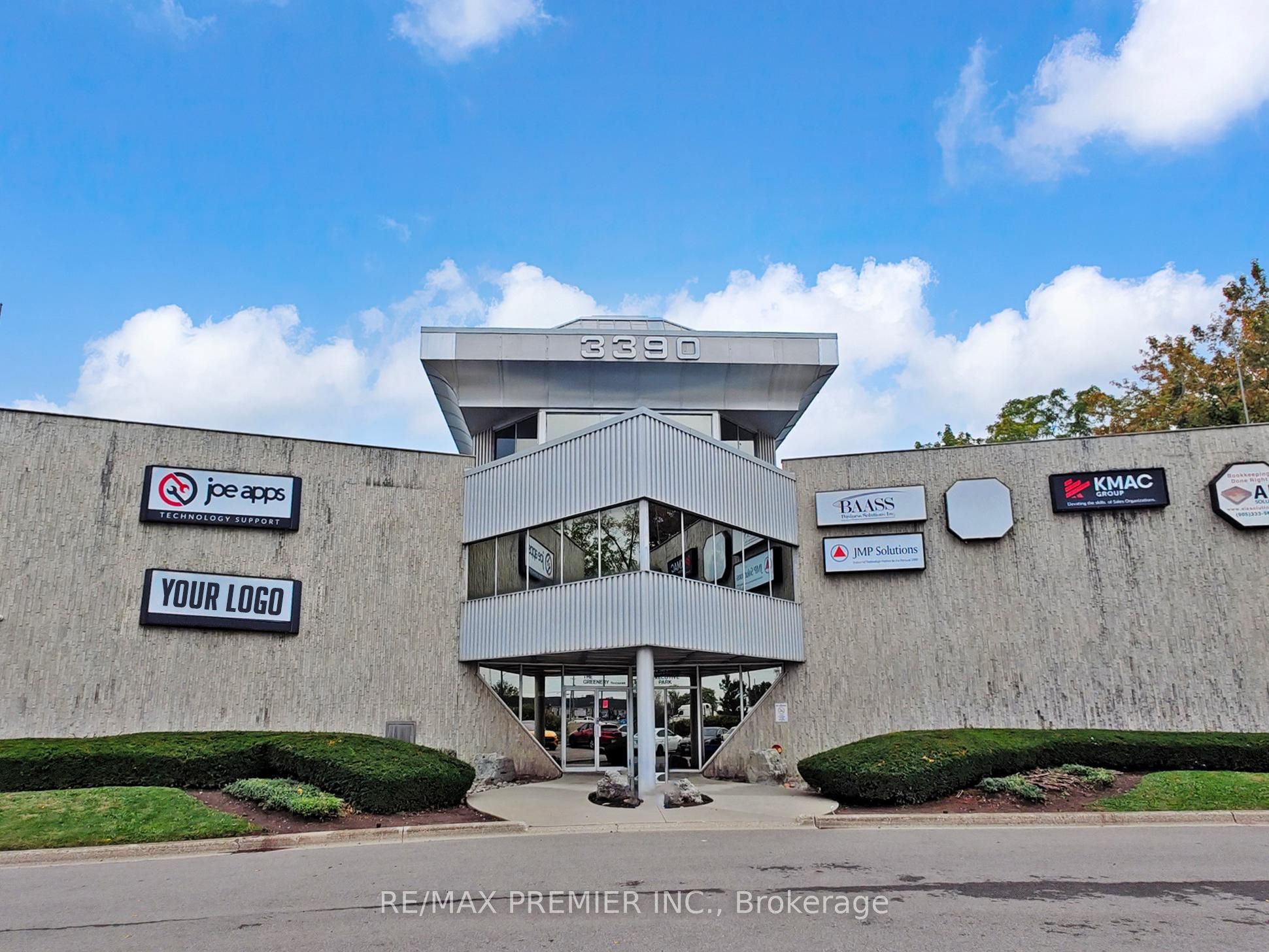 302-05-3390 South Service Road, Burlington, ON, L7N 3J5