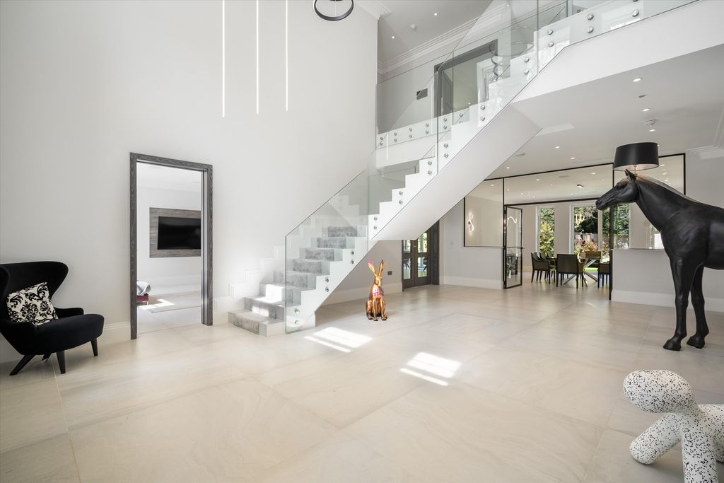 Additional image 2 of 6 bed detached house for saleHorsegate Ride, Ascot, Berkshire SL5