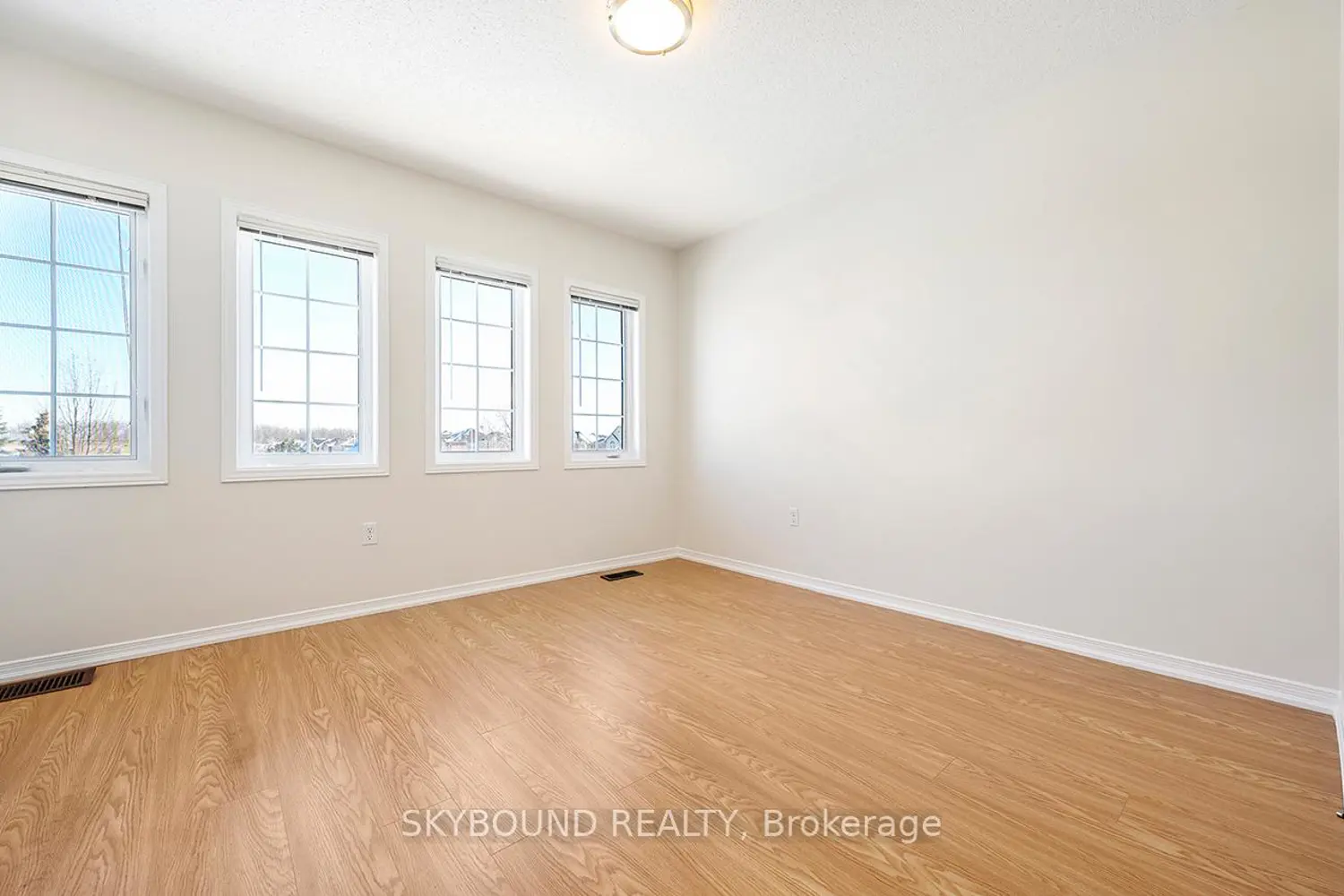 Additional image 14 of 12 Sled Dog Road