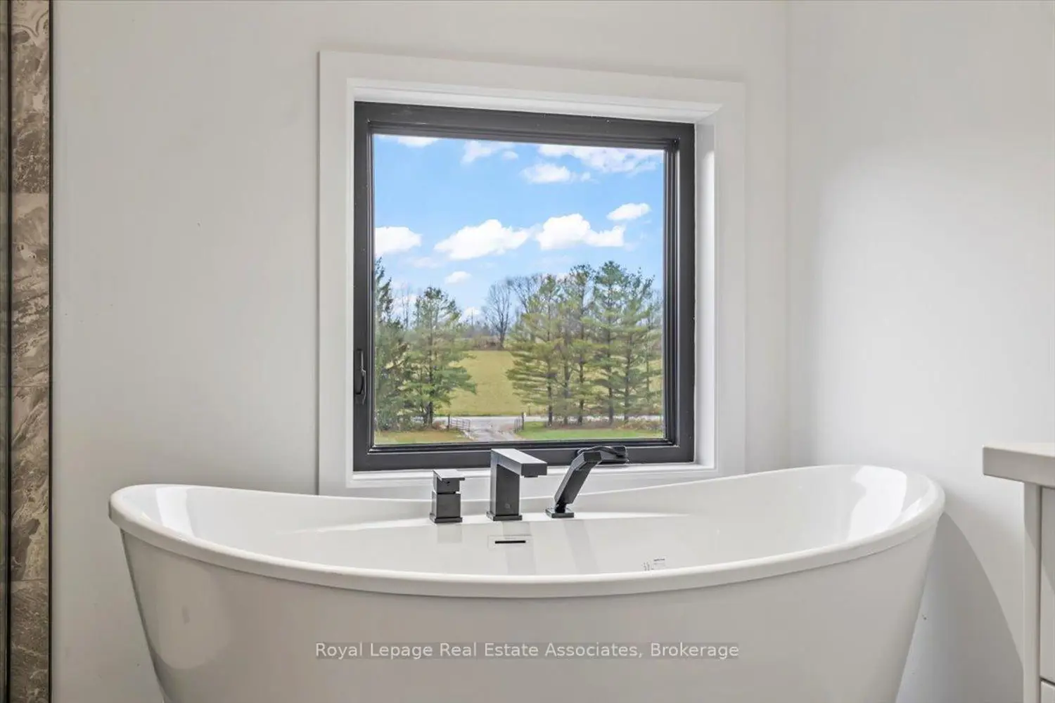 Additional image 15 of 174265 Mulock Road