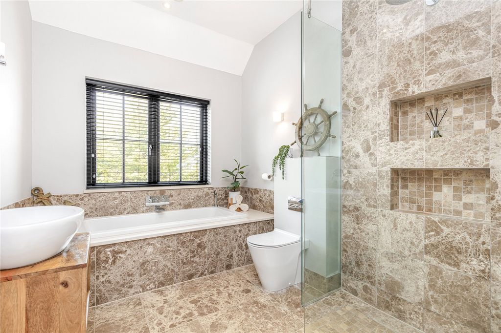 Additional image 50 of 6 bed detached house for saleSea Way, Middleton-On-Sea, West Sussex PO22