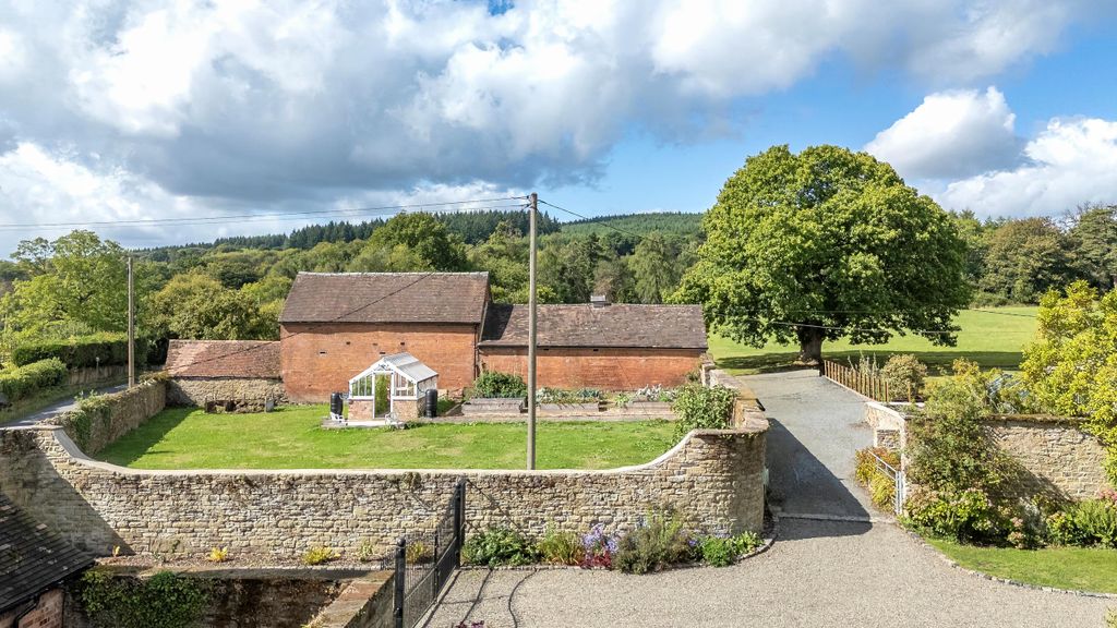 Additional image 22 of 6 bed detached house for saleOverton, Ludlow, Shropshire SY8