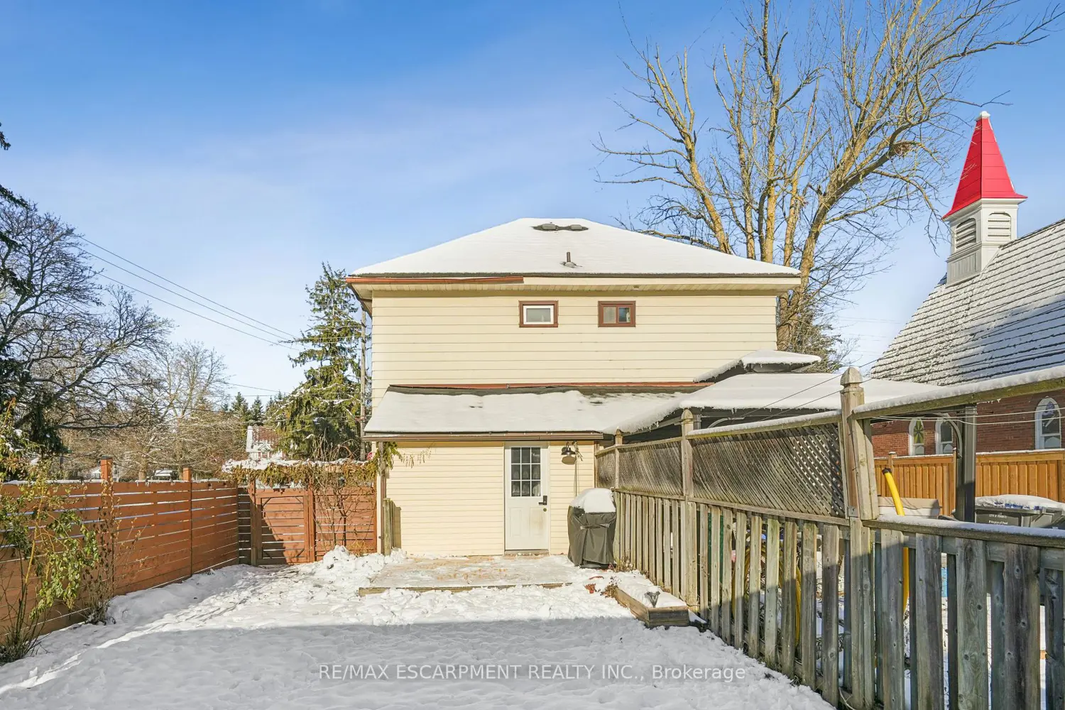 Additional image 13 of 2055 Embleton Road