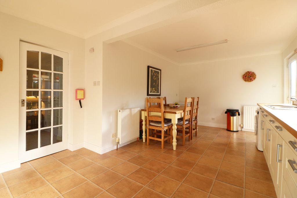 Additional image 3 of 4 bed detached bungalow for saleAshgrove Avenue, Maybole KA19