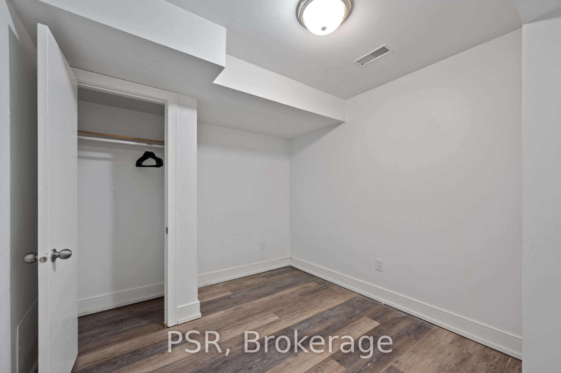 Additional image 6 of Lower-965 Briar Hill, Toronto, ON, M6B 1M4