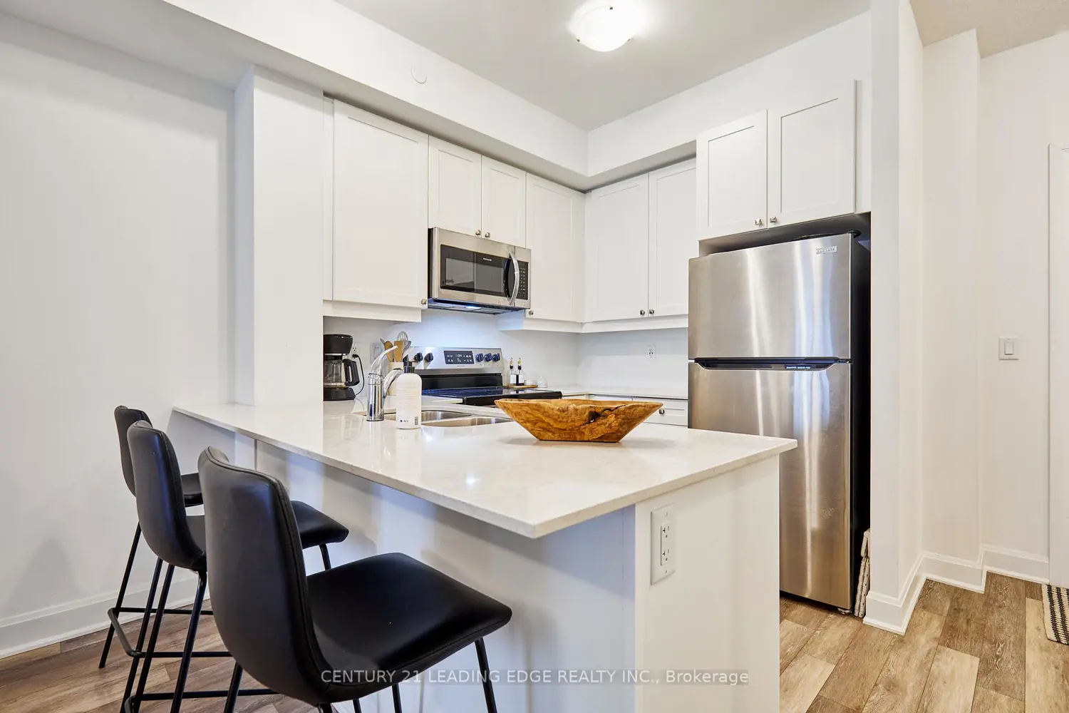 Additional image 6 of 50 Lakebreeze Drive 105