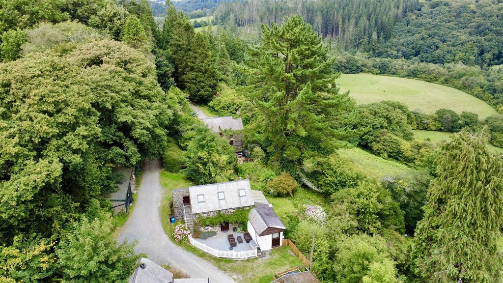 4 bed farm for saleLogin, Whitland SA34