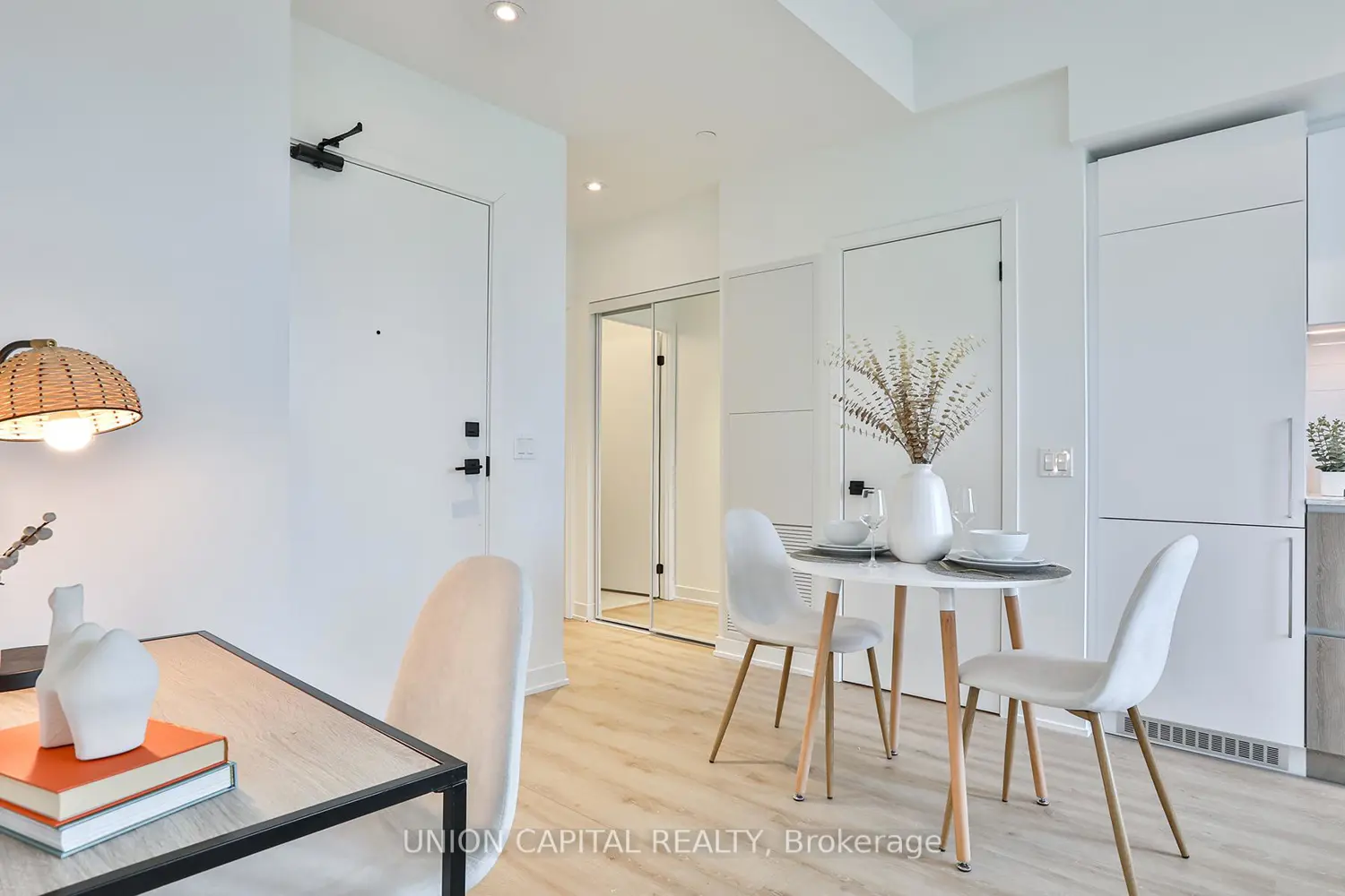 Additional image 4 of 319 Jarvis Street 1005