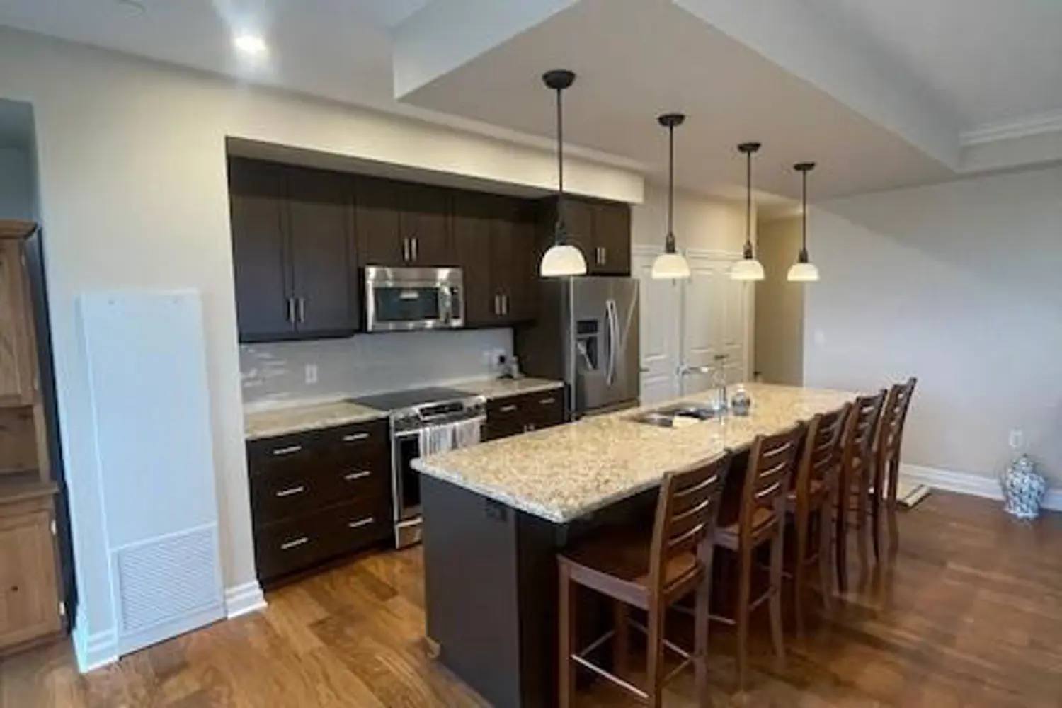 Additional image 2 of 150 Wellington Street Unit 612