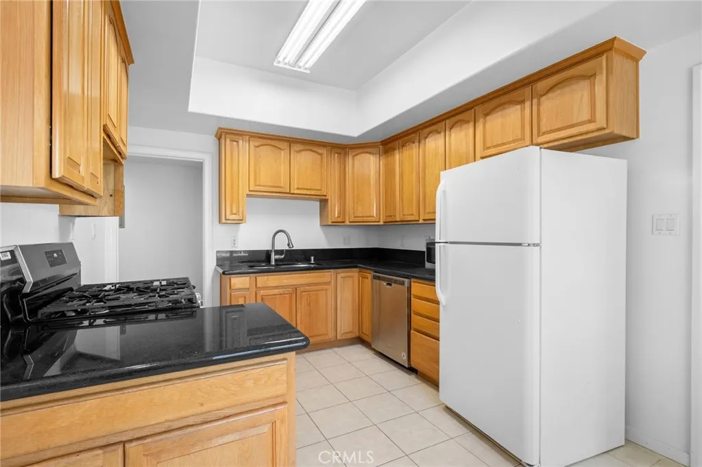 Additional image 10 of 216 E Windsor Road Unit 2, Glendale, CA 91205