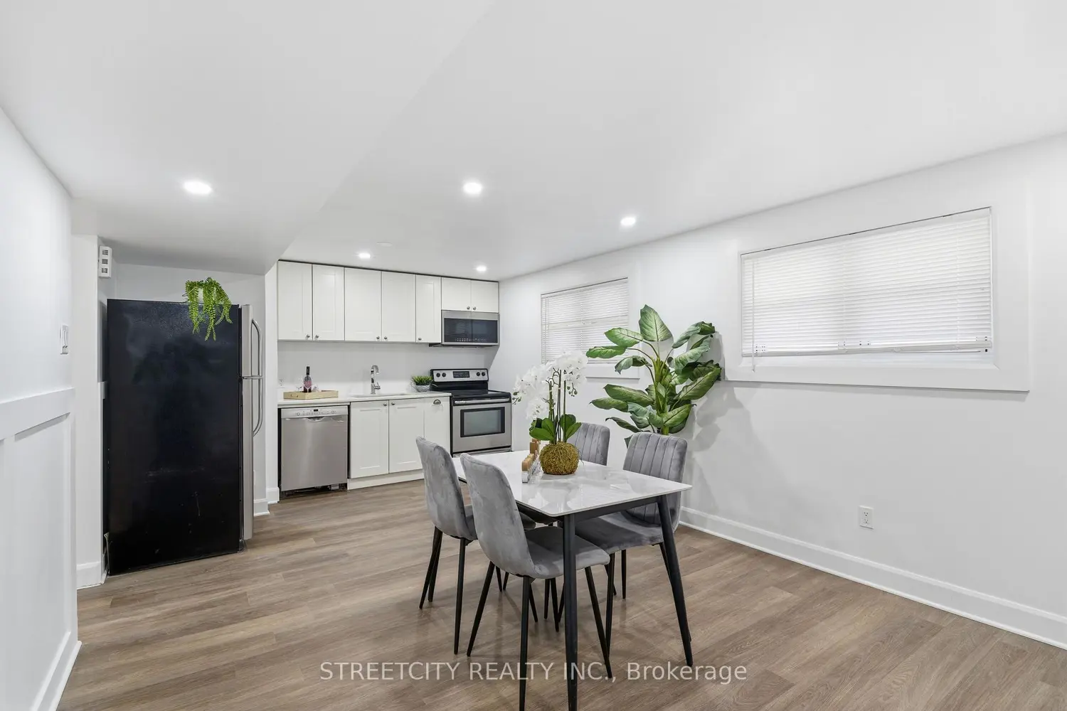 Additional image 14 of 64 Downing Crescent