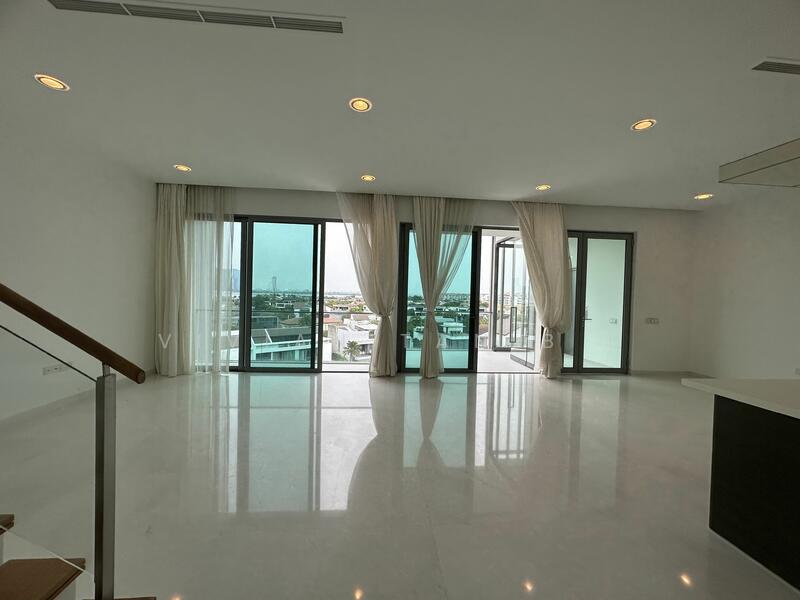 5 Ocean Way