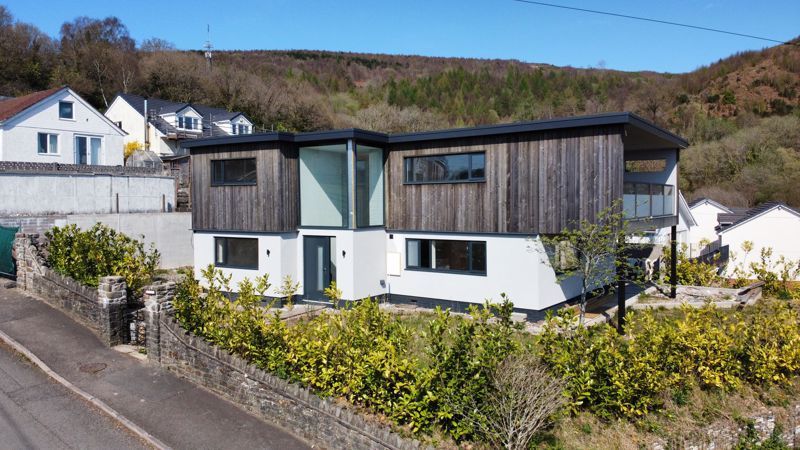 Additional image 2 of 6 bed detached house for salePenrhiw Lane, Machen CF83