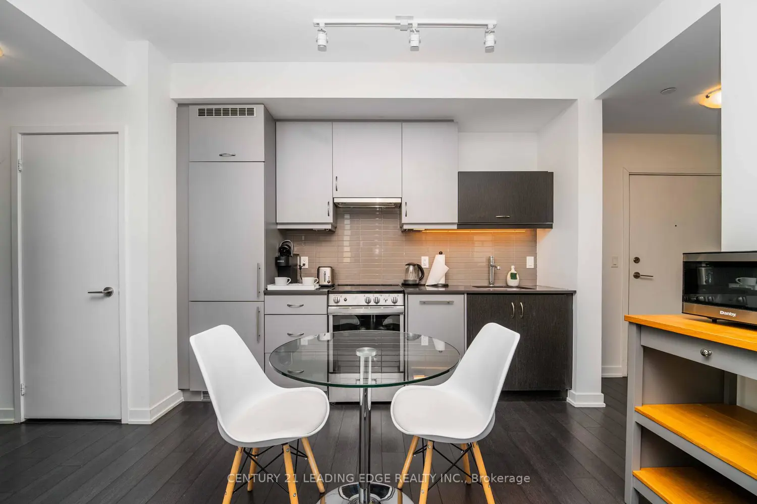 Additional image 12 of 181 Huron Street 1605