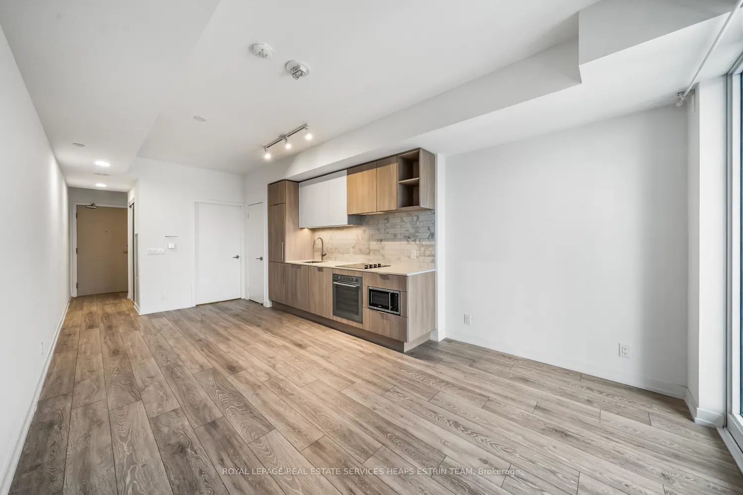 Additional image 7 of 2020 Bathurst Street 1719