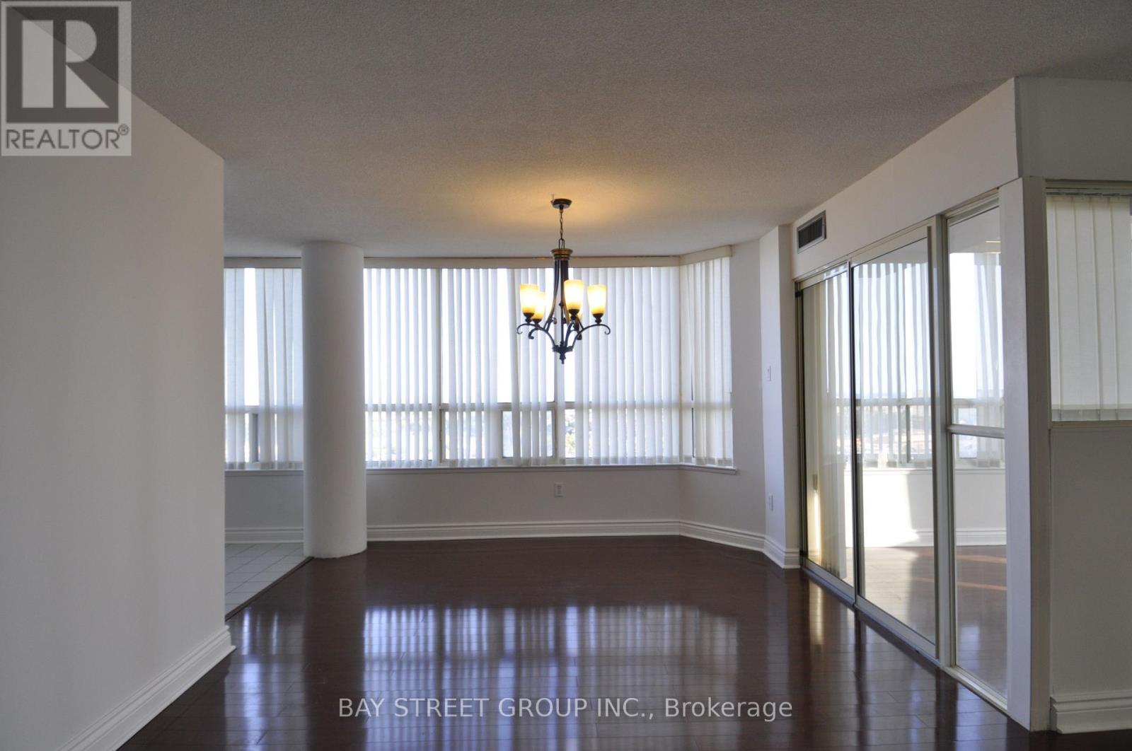 Additional image 3 of 400 Webb Drive, Mississauga, ON, L5B3Z7