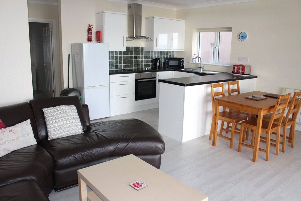 Additional image 5 of 2 bed flat for saleApt 1 (15) Coastal View, Pendine, Carmarthen SA33