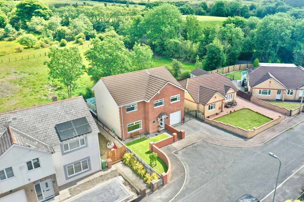 Additional image 6 of 4 bed detached house for saleCastle Fields, Rhymney NP22