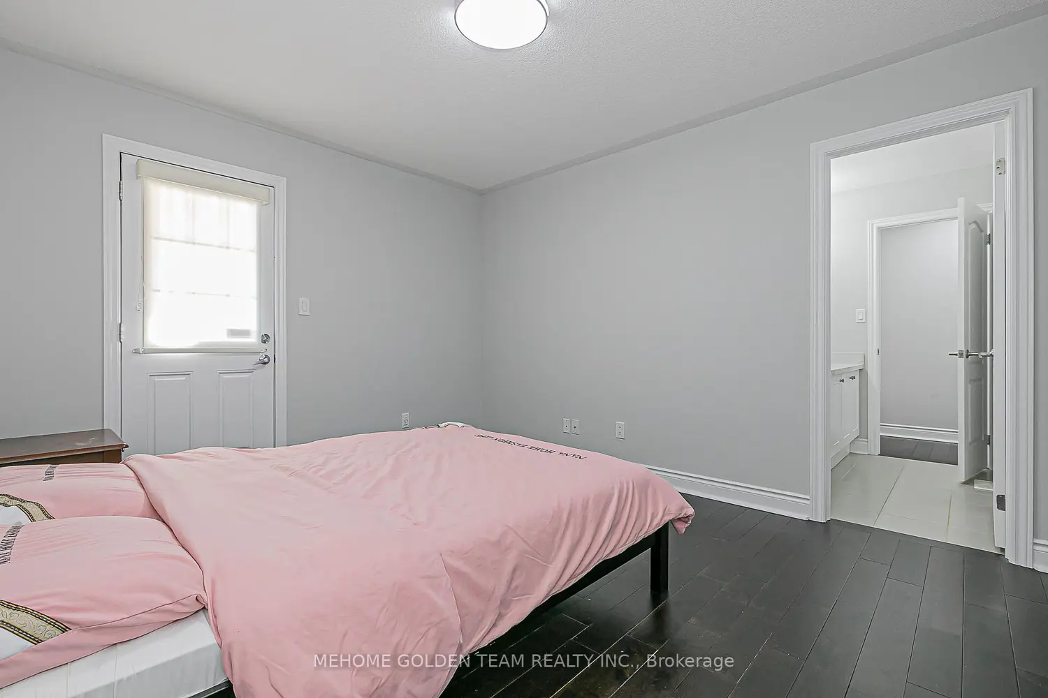 Additional image 12 of 939 Memorial Circle