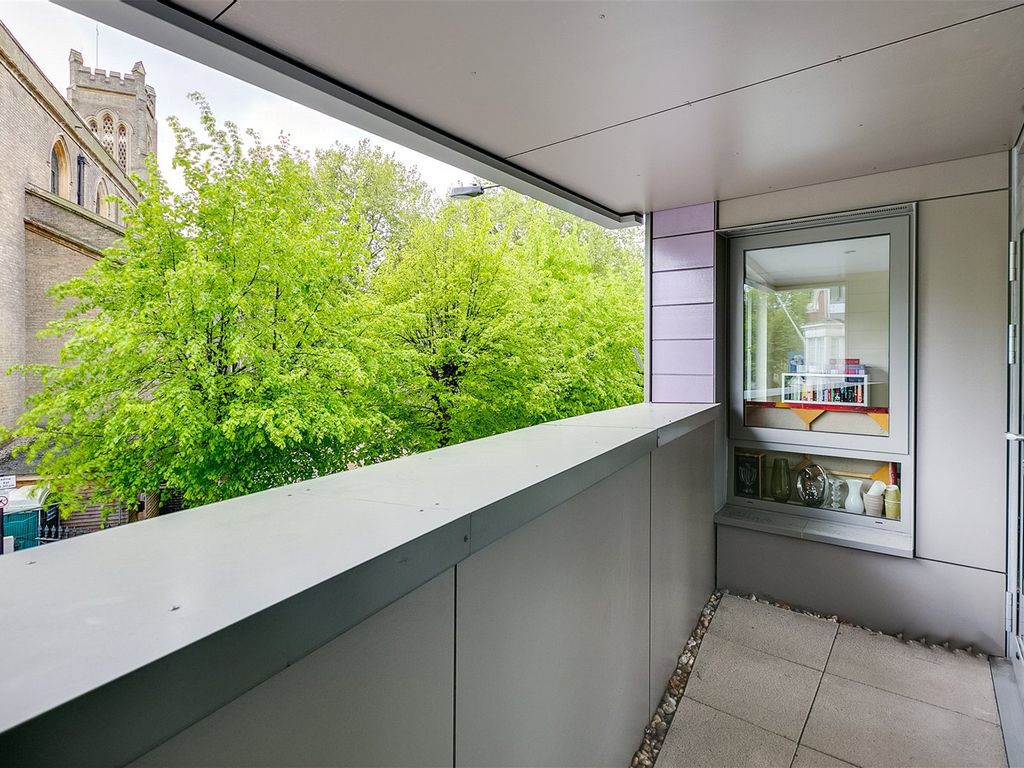 Additional image 2 of 2 Bed Flat, Dungannon House, SW6, N1 7GU