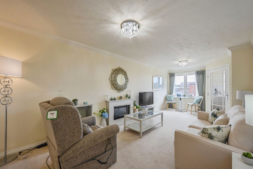 Additional image 4 of 1 bed flat for saleKing Edward Street, Ashbourne DE6