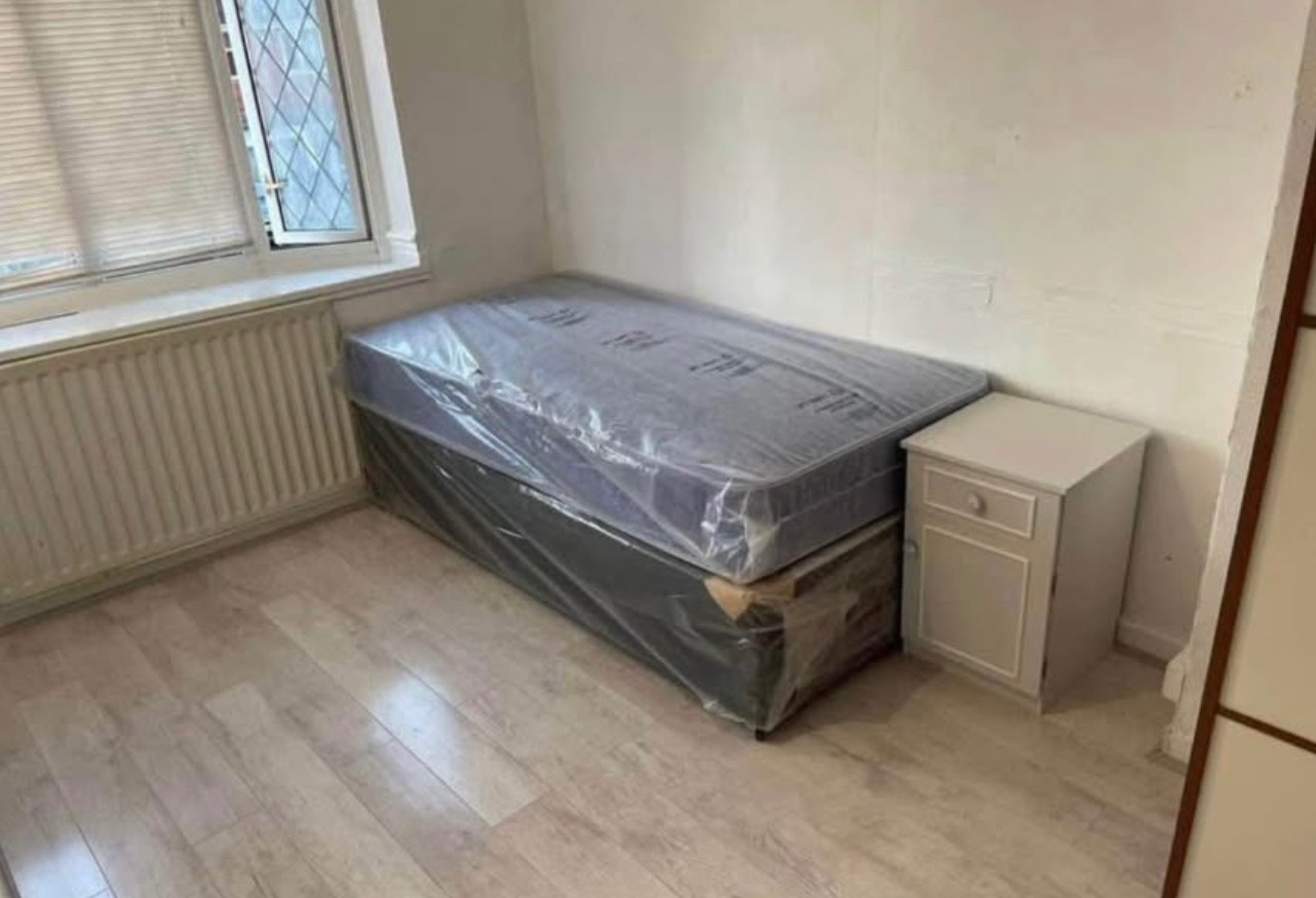 Additional image 4 of Room in a Shared House, Hathersage Road, B42, N1 7GU