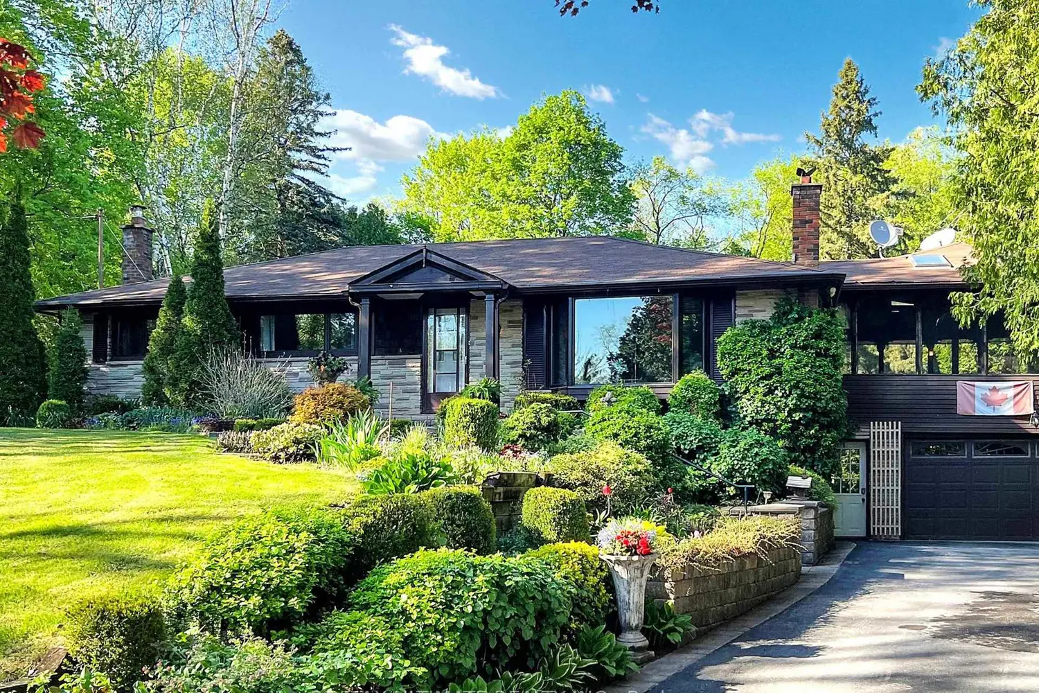 Additional image 3 of 5085 Sideline 12