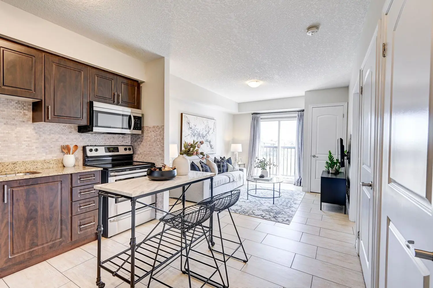 886 Golf Links Road 205