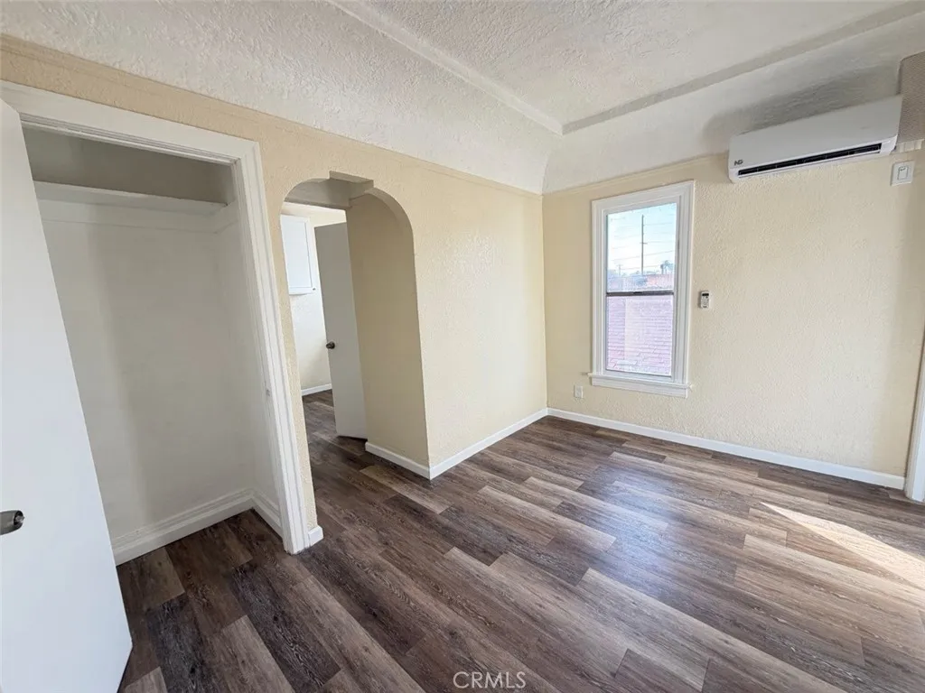 Additional image 3 of 932 W 74th Street, Los Angeles, CA 90717