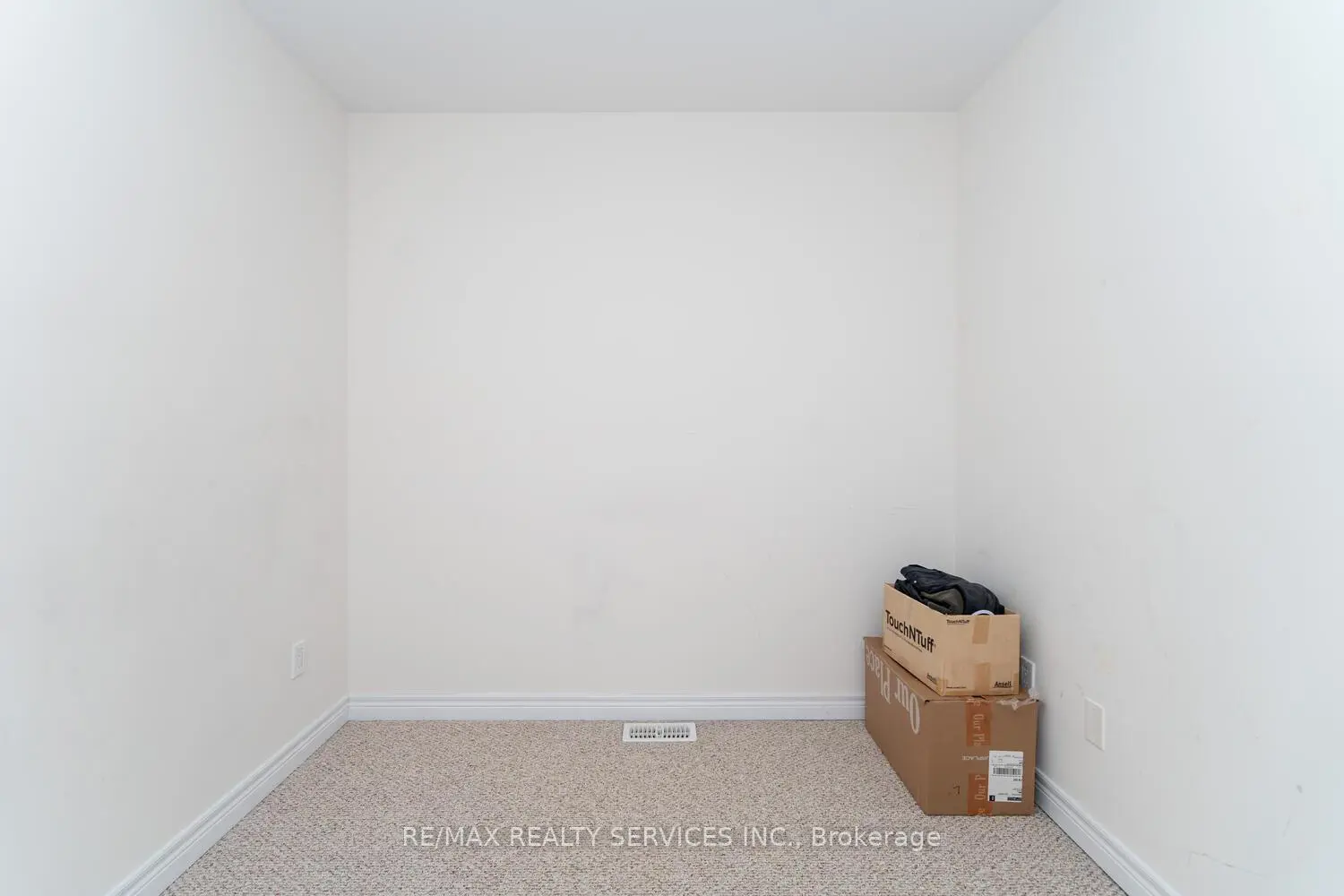 Additional image 18 of 7 Ridgeside Lane