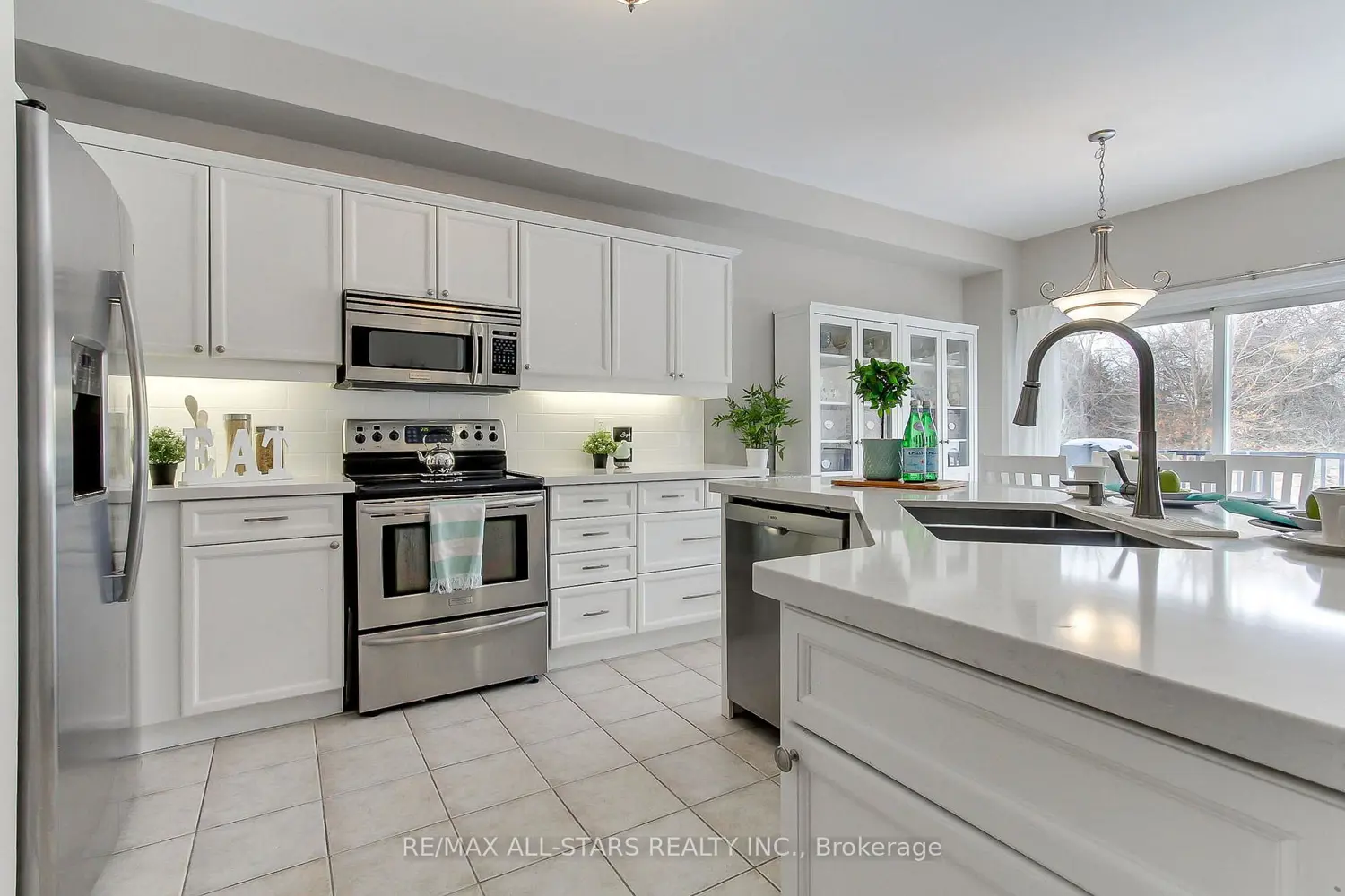 Additional image 10 of 20 James Ratcliff Avenue