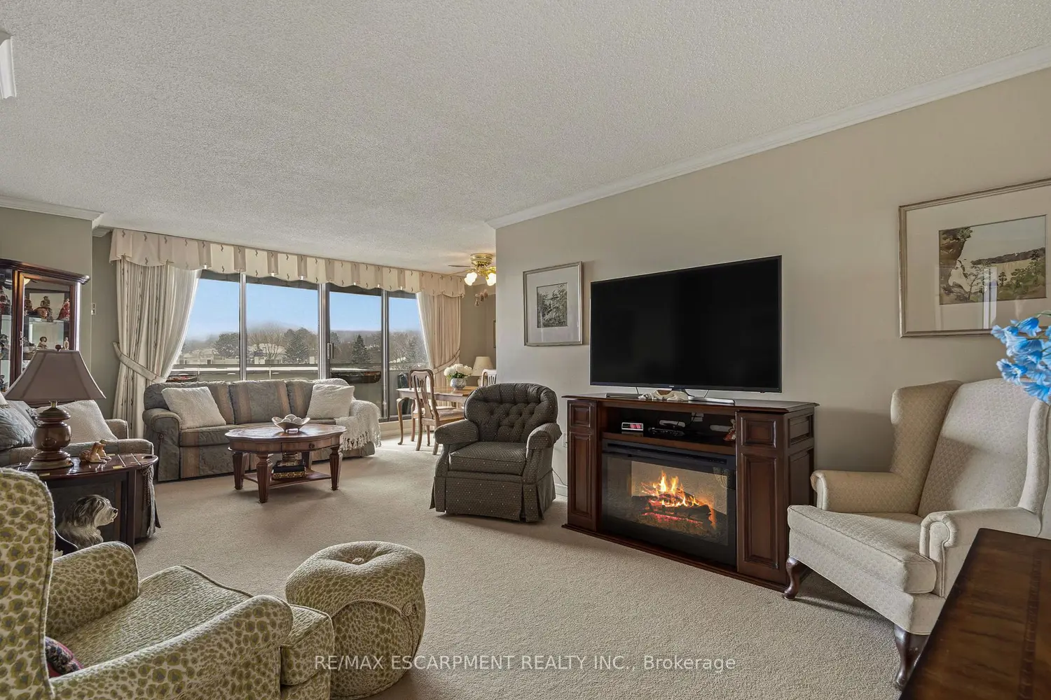 Additional image 7 of 2055 Upper Middle Road 407