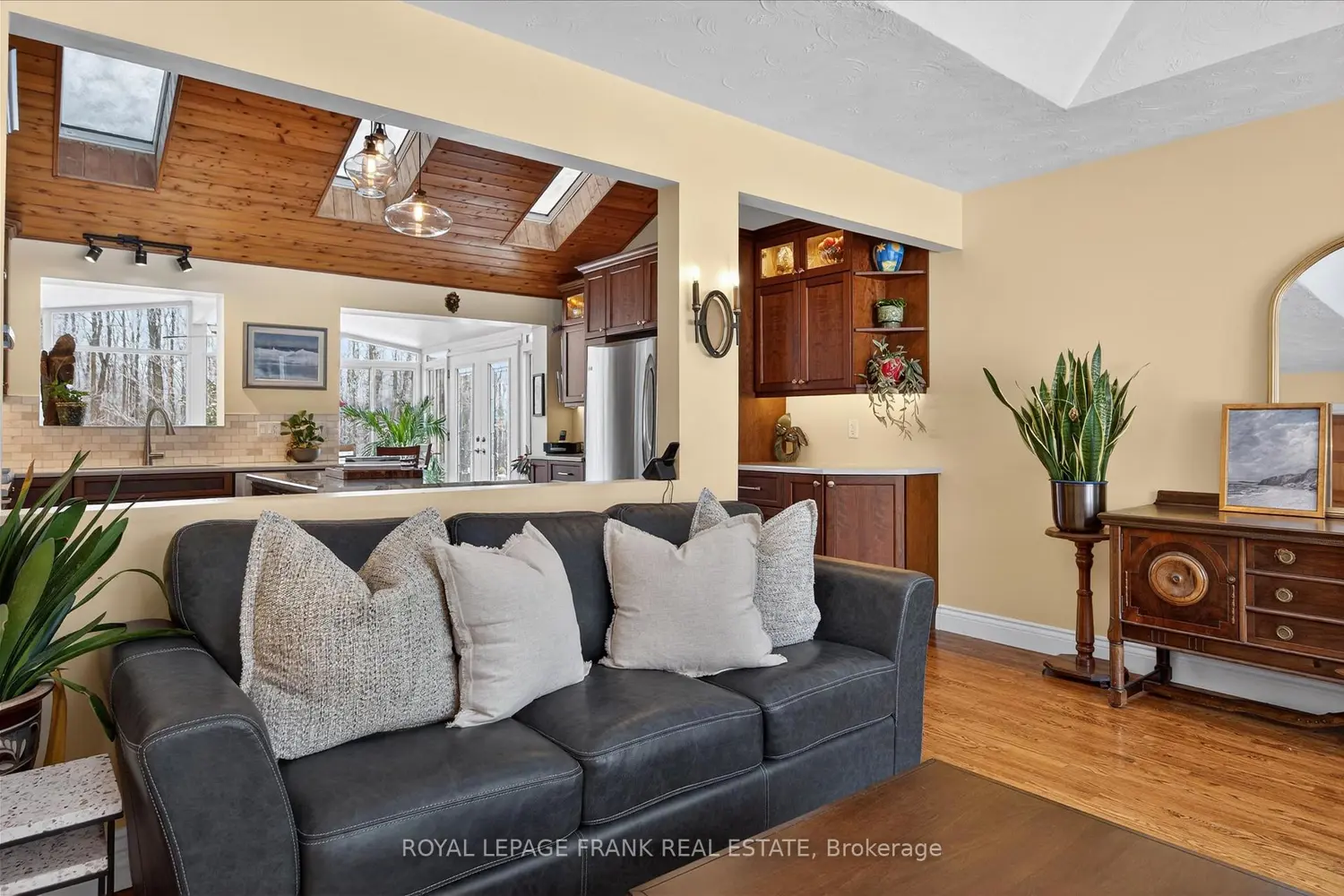 Additional image 10 of 494 5Th Line